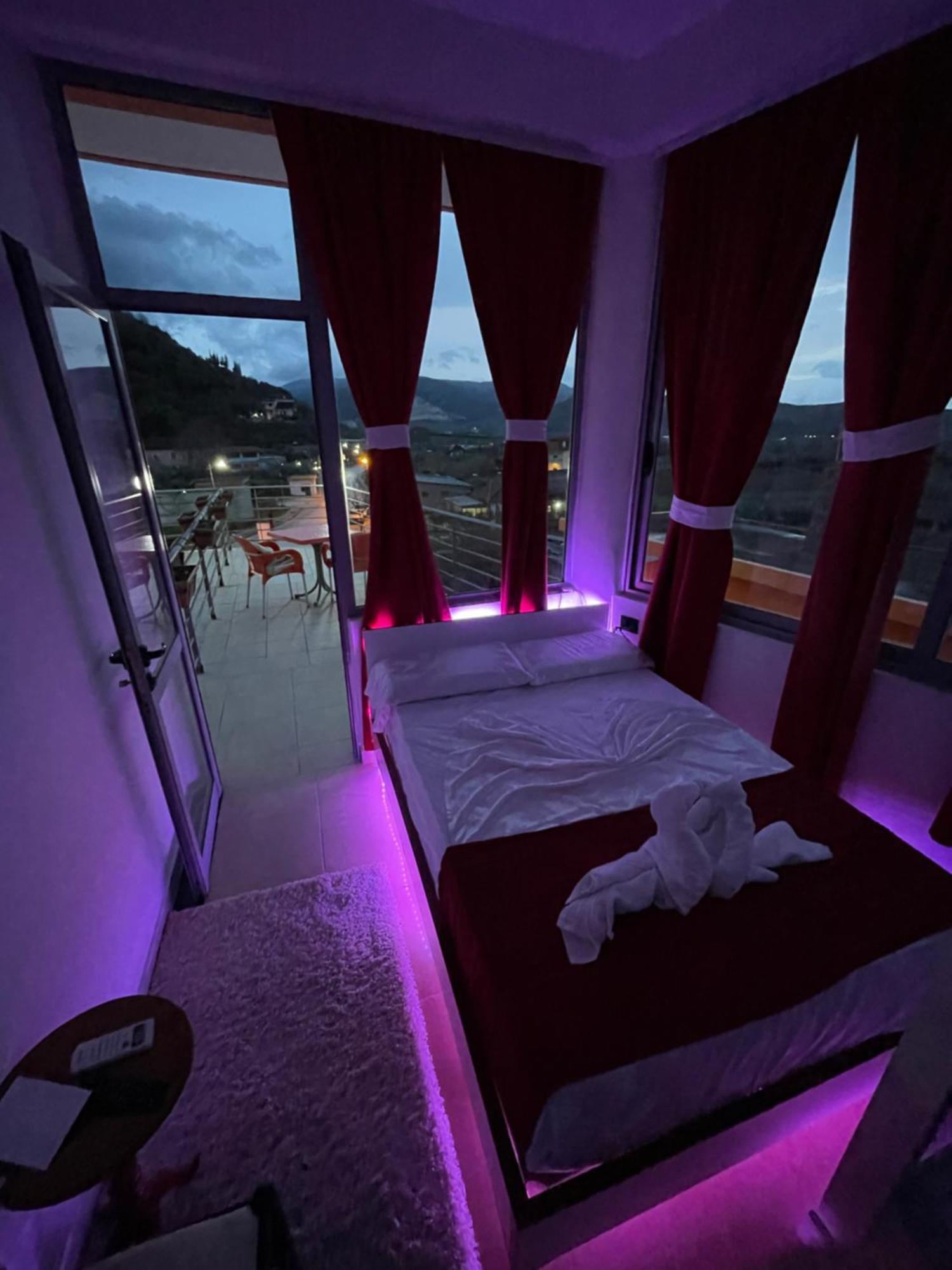 Hotel Bar Restaurant Mete Peshkepi Екстер'єр фото