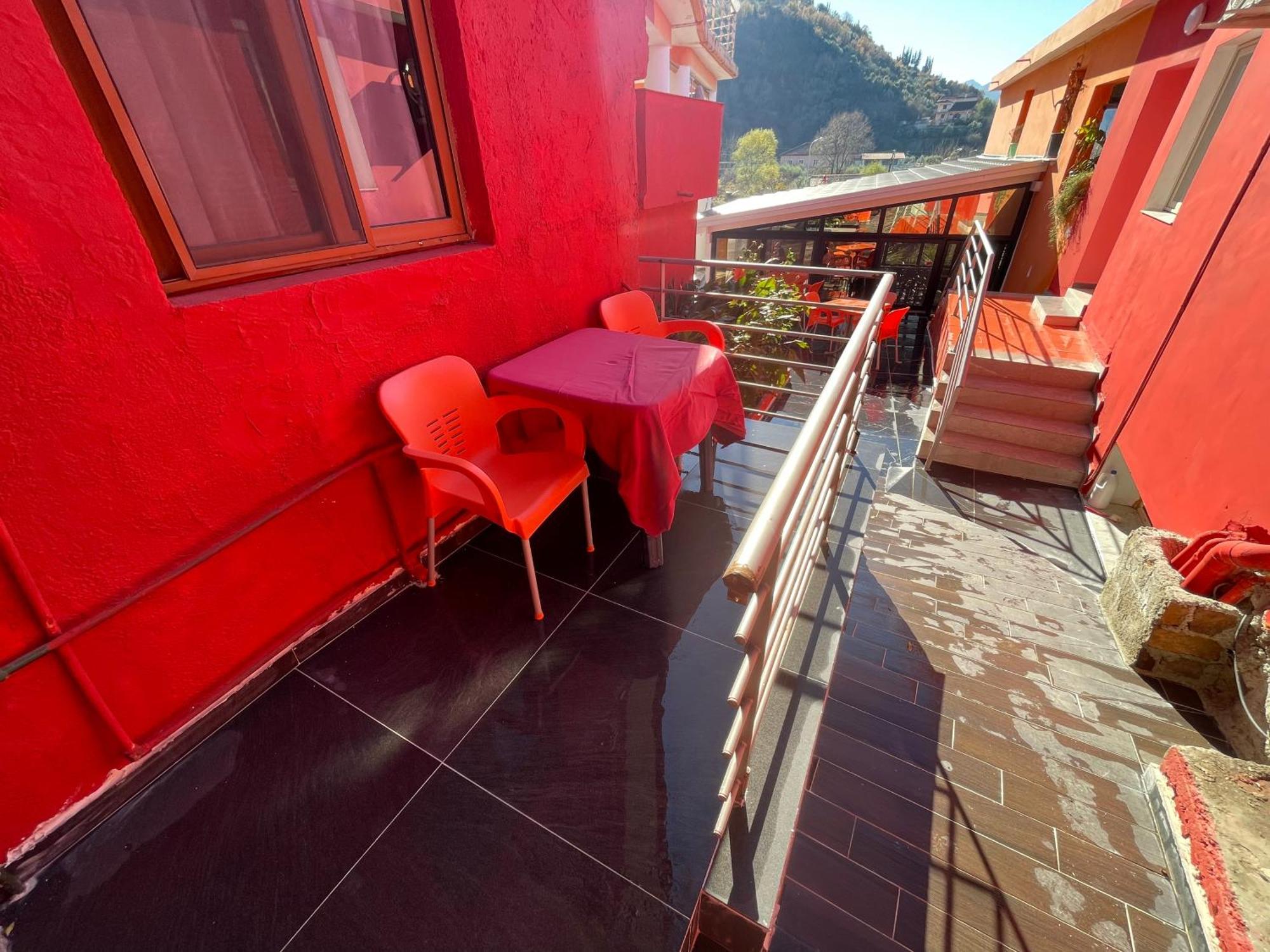Hotel Bar Restaurant Mete Peshkepi Екстер'єр фото
